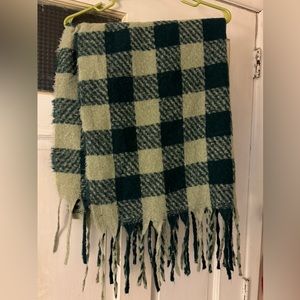 Steve Madden Green Plaid Blanket Scarf